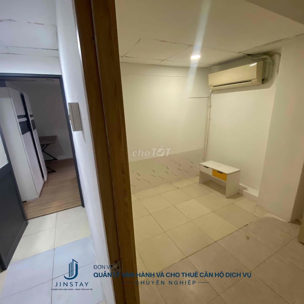 Rent two bedrooms in the middle of District 1.