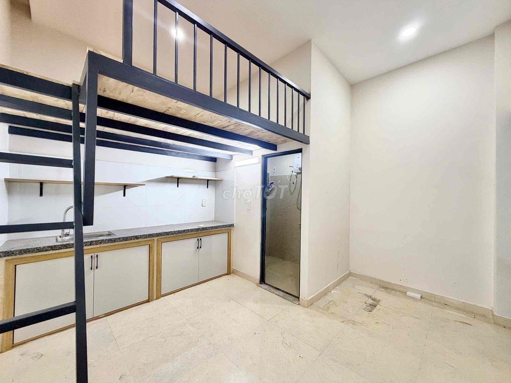 Free rent for the first month 100 percent never used it.