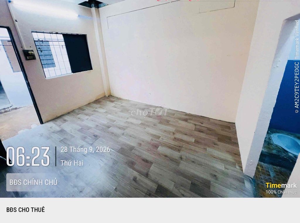 Move in. Right there.