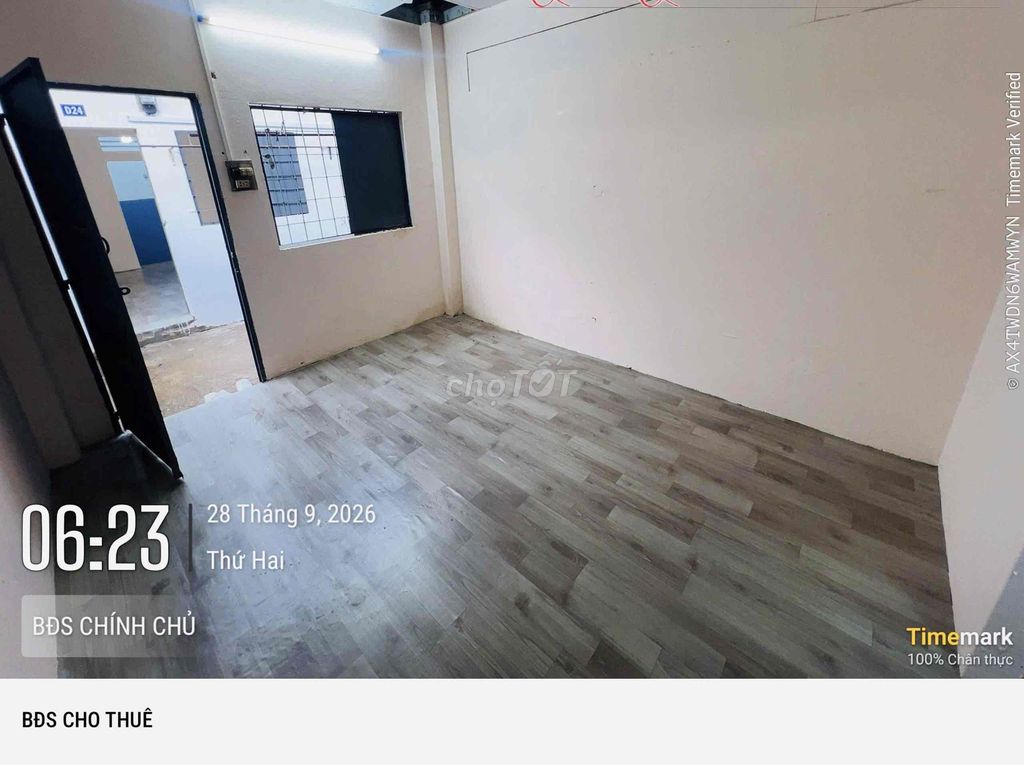Move in. Right there.