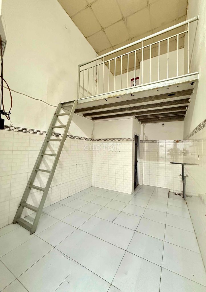 Huỳnh Tấn Phát hotel room