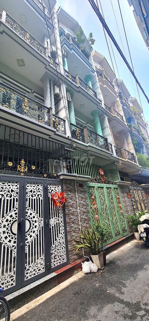Rent room 16 M2 - with air conditioning - 3/5 trieu - 1 bedroom - free cost