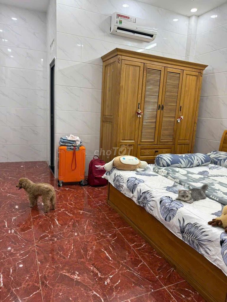 need to rent a room.