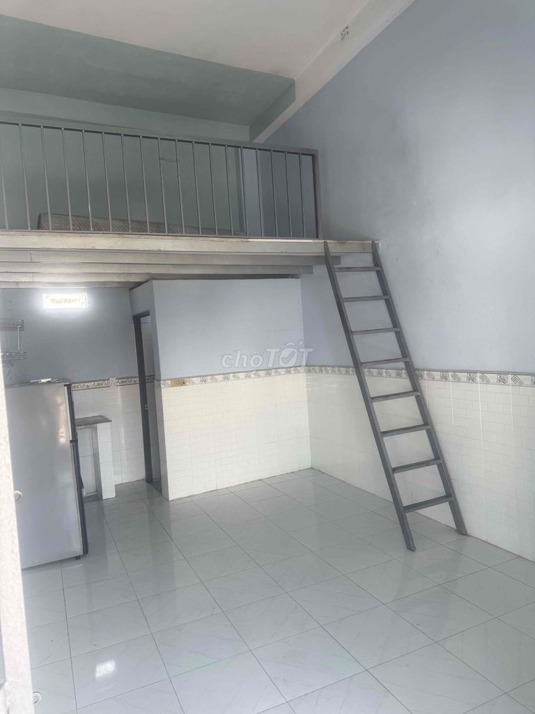 Rent room.