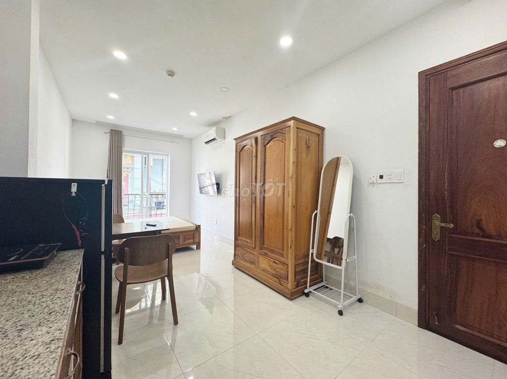 Very rare! - 30 meters-Full interior-near near the market - Mrs. C-E-C-E-E-N-E-E-E-N-E-E-E-E-E-N-E.