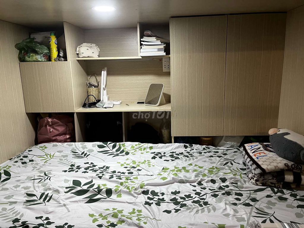 comfortable dorm near Love, gdu