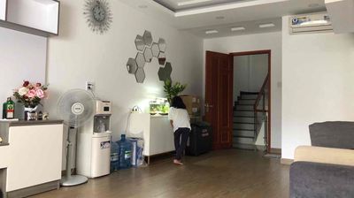 Rent the whole center of q. Phú Nhuận