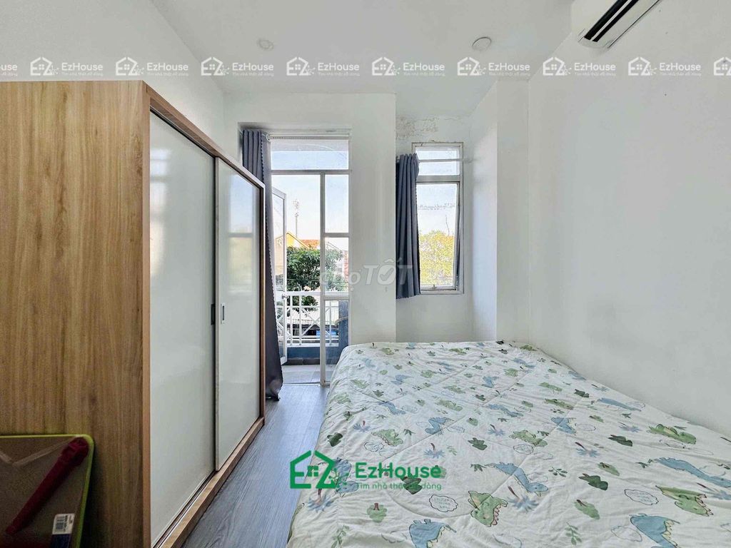 Rent room full interior, elevator near the 8th district station.