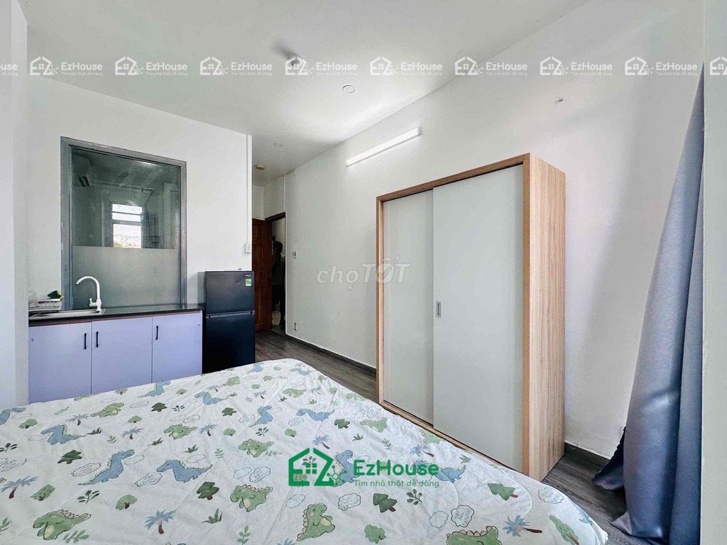 Rent room full interior, elevator near the 8th district station.