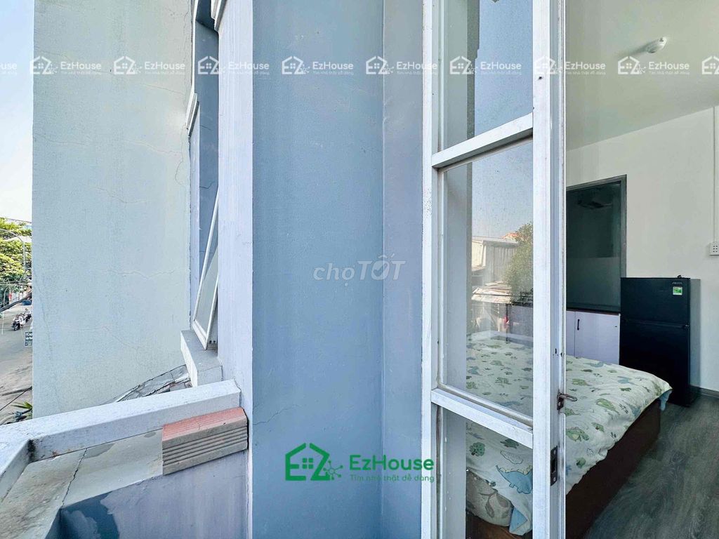 Rent room full interior, elevator near the 8th district station.