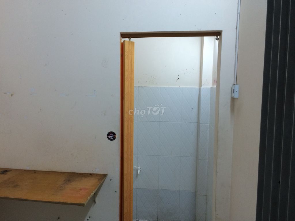 Rent room 200/42 Xóm Chiếu, 207 14, District 4 . p.m.