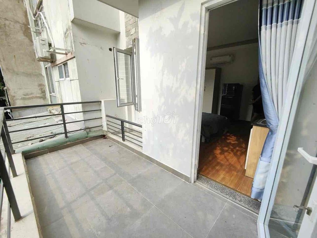 Tell Zhang the New House of Studio the Nguyễn Văn Khối Publishing Door