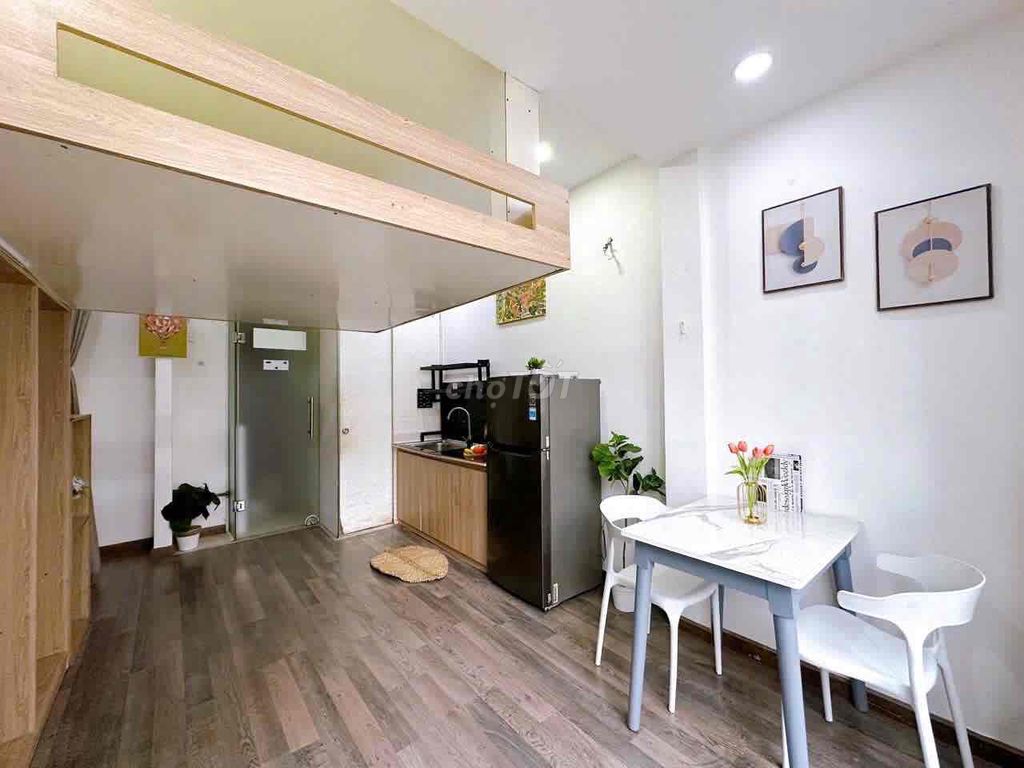 Duprix-Line-Full interior Hồ Văn Huê Phú Nhuận Crosses