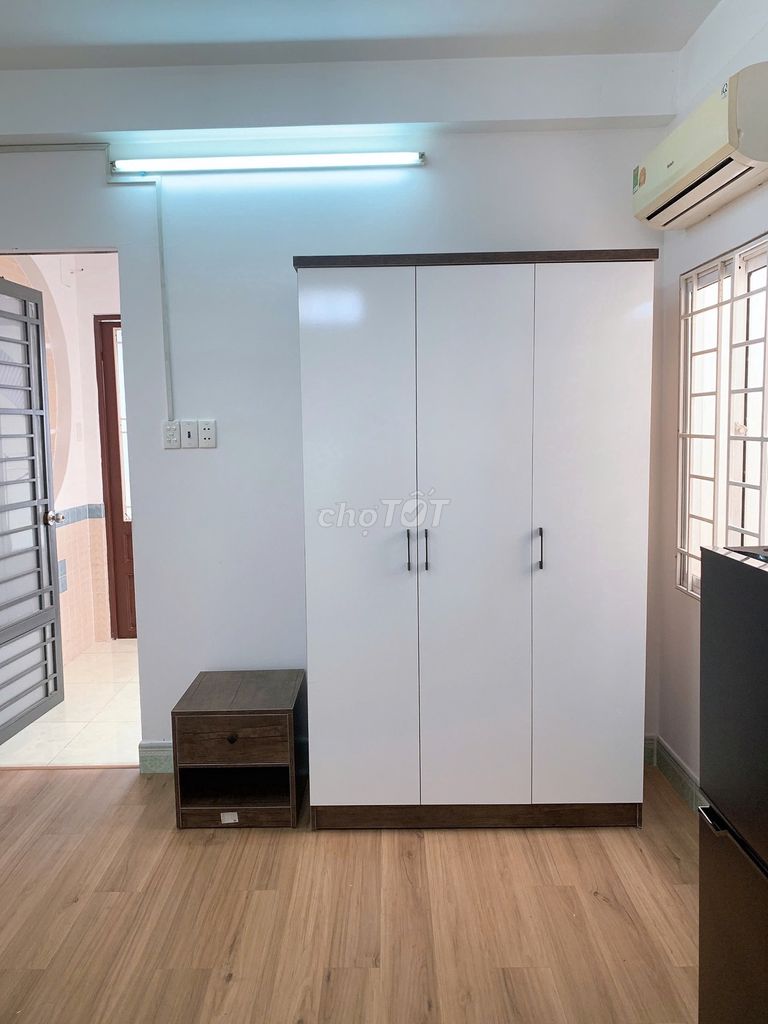 Renting room full interior of Phú Nhuận 5 million has been reduced
