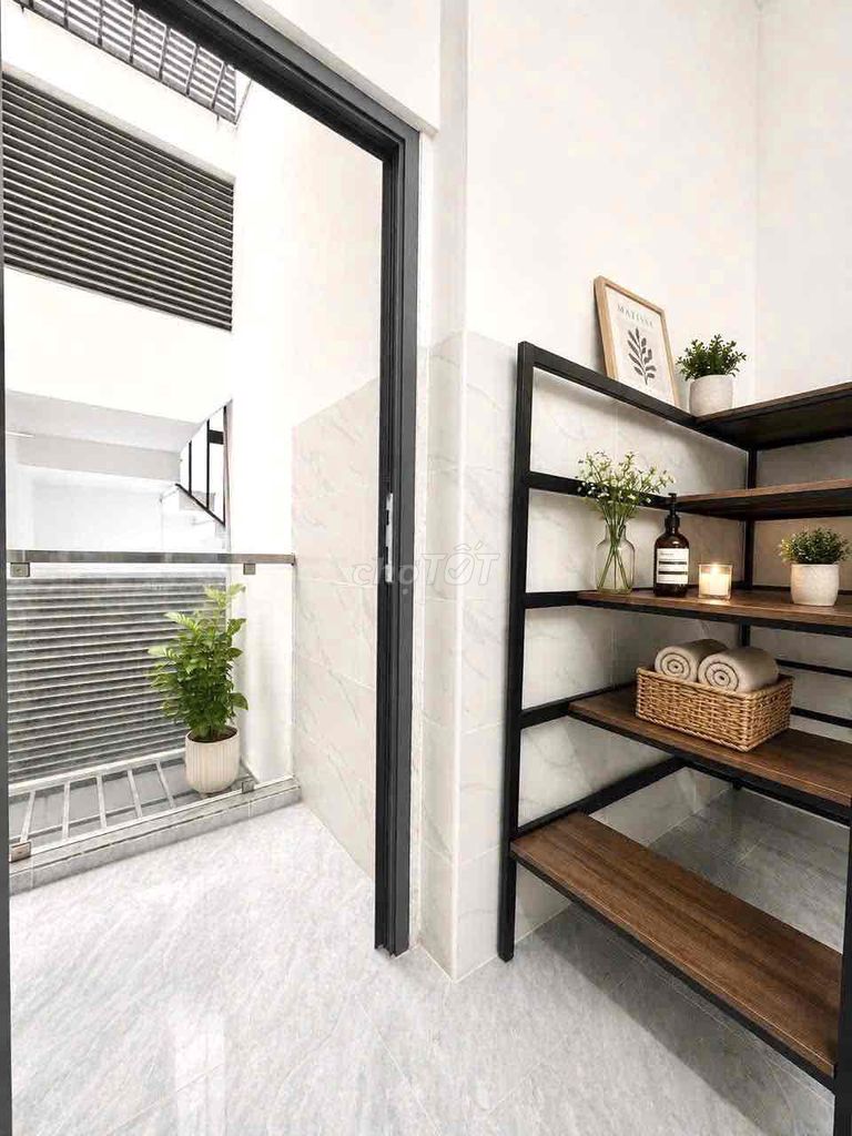 To rent super beautiful-- right at the fourth-best-price hessv