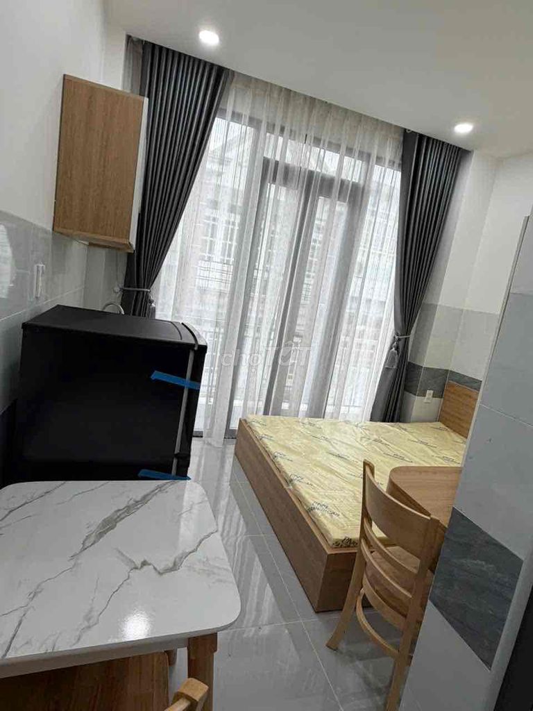 Rent the modern hotel room full interior at Phan Huy Ích