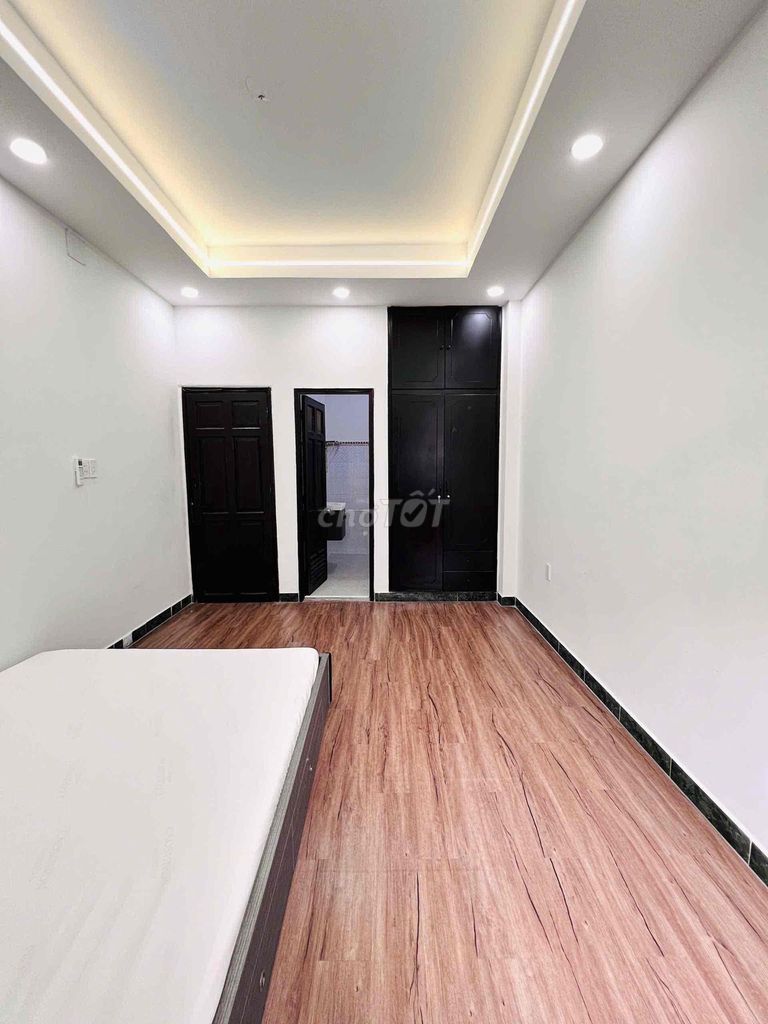 The studio is hồ đắc di Tân Phú full of furniture near aeon Tân Phú in a commercial college.