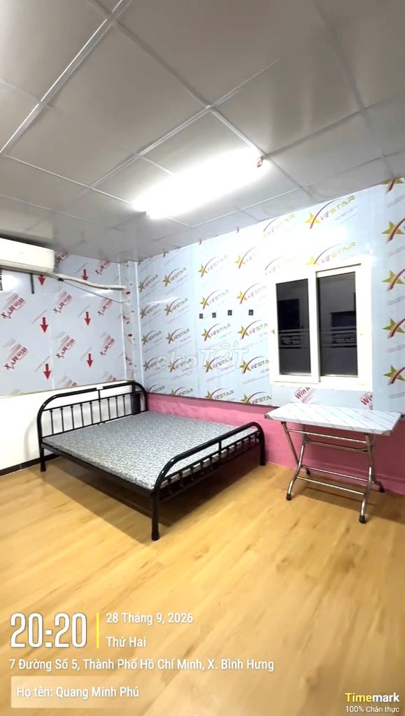 Rent a room on 5th and Lu. Full Seven, near the University of Technology