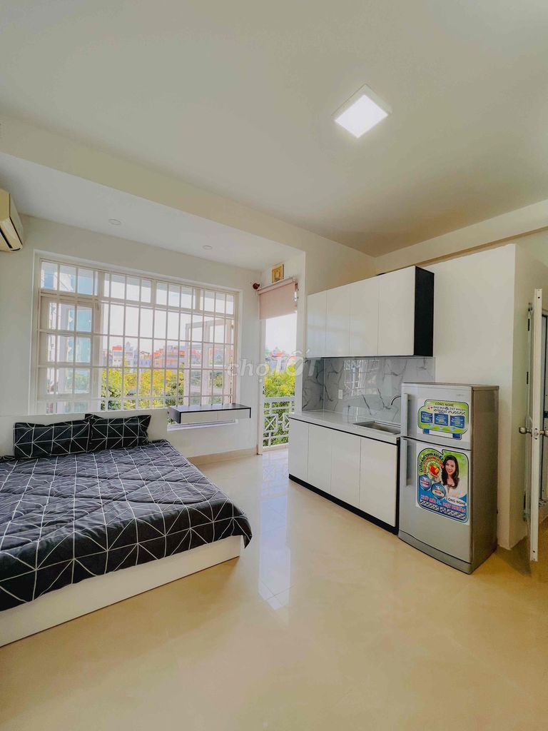 studio full interior