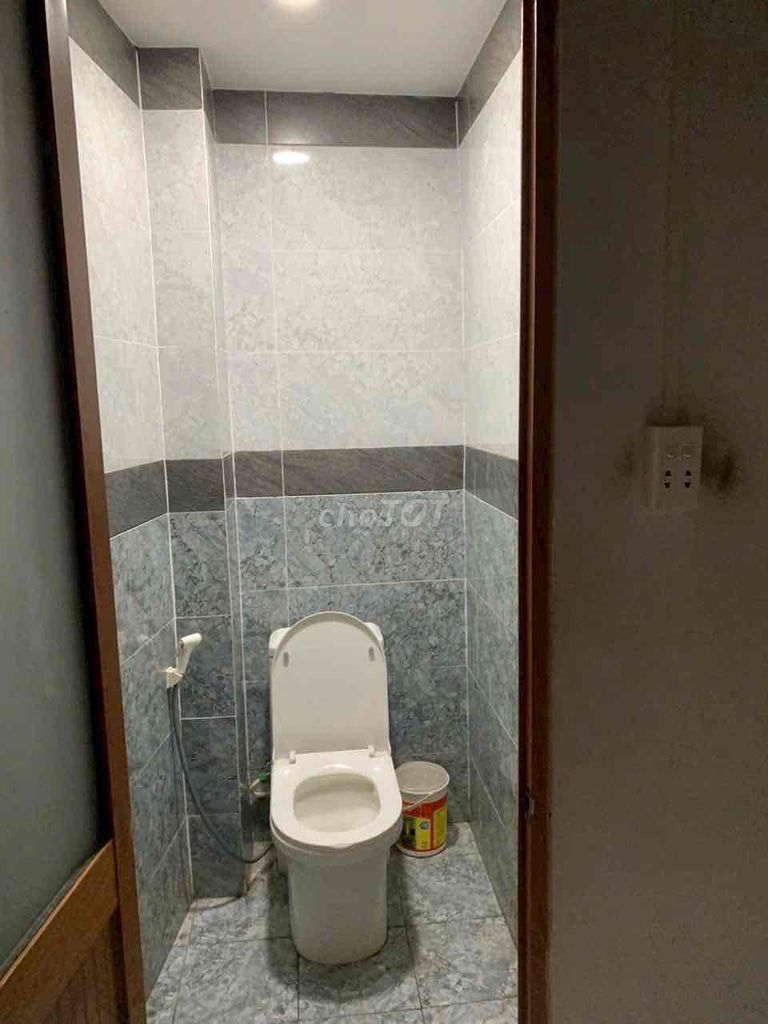 I have 15 mm2 rents near the CVL of Leaver 6Tân Bình.h.c. room only 2.5cm