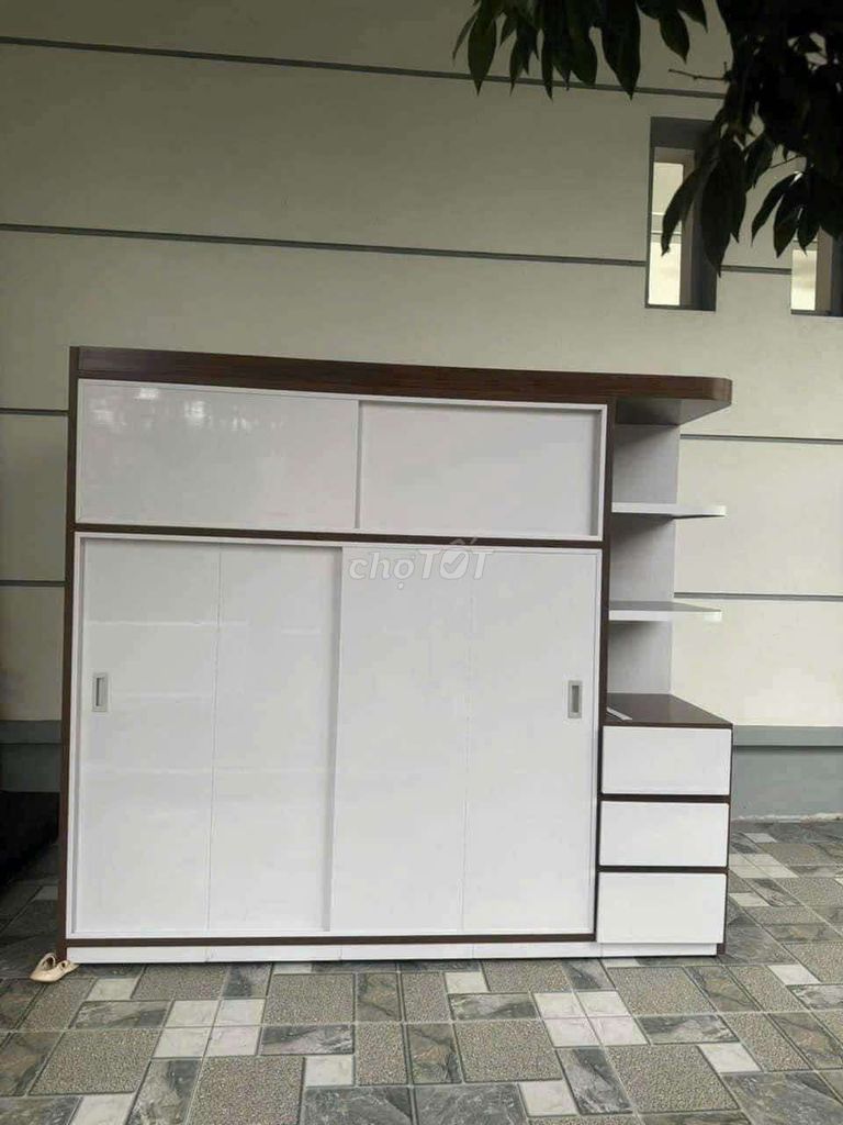Hòa Hưng Hòa Hưng on Hòa Hưng.