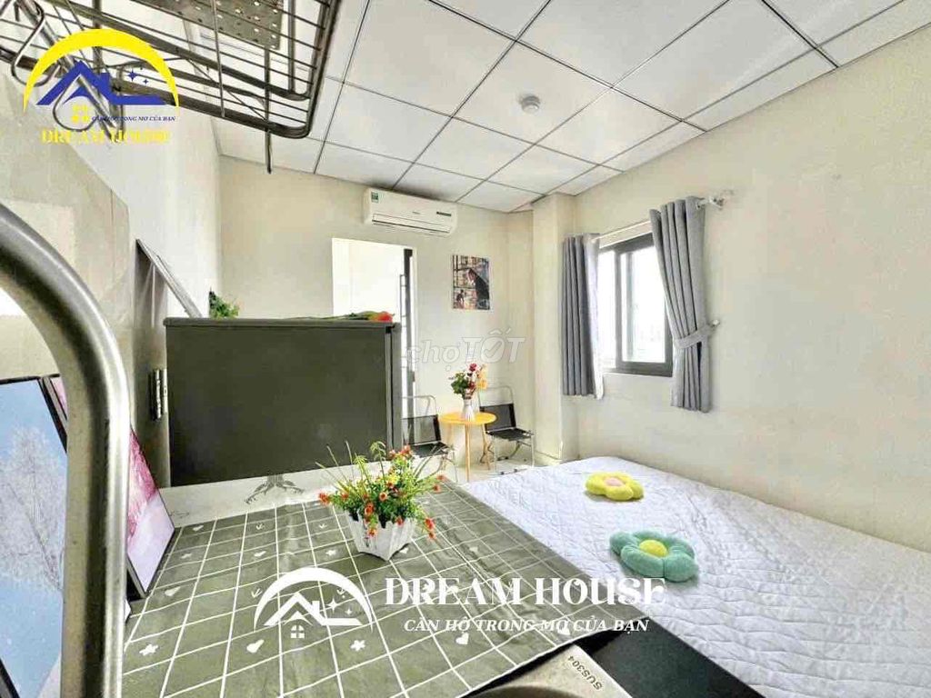 apartment full of balconies with cheap-hot super-villain sky windows