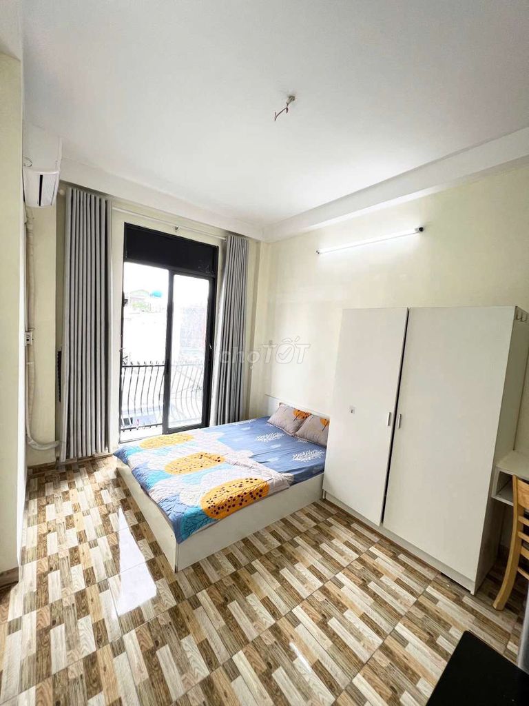 Rent room.