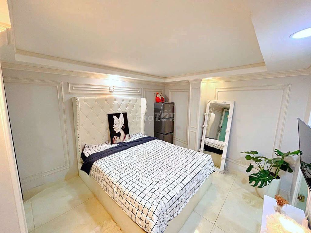 Rent room.