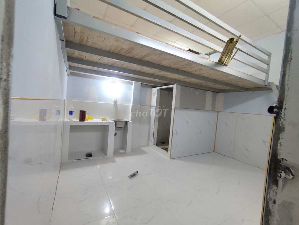 The Gò Vấp hotel is cheap.