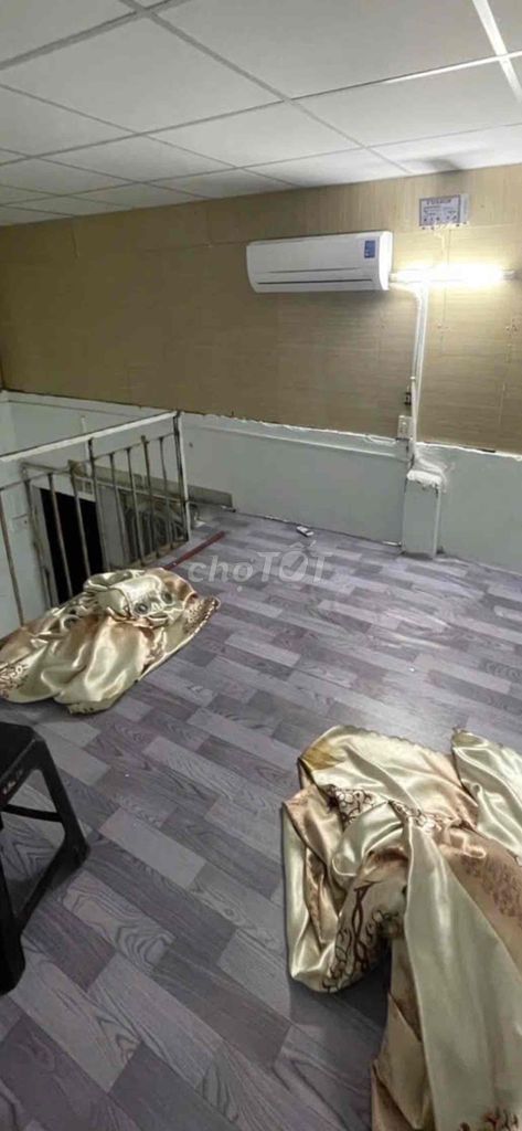I'll rent out a suite 21 meters wide.