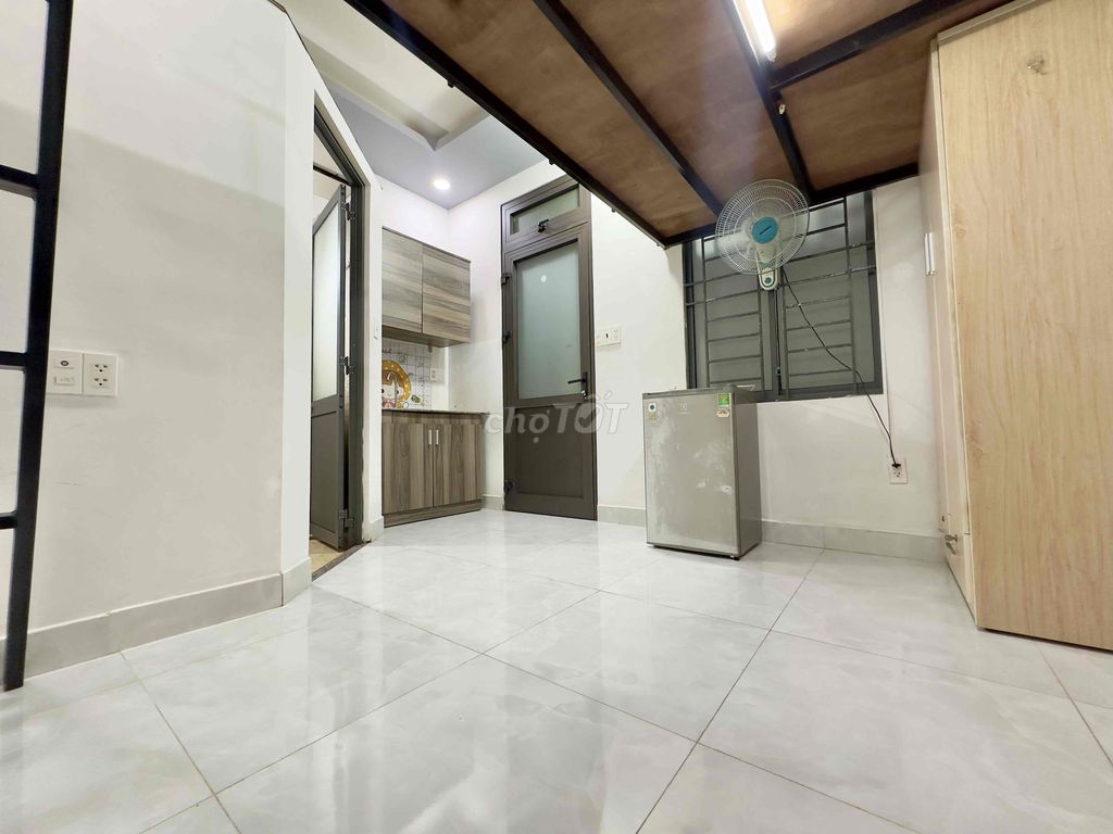 The cheap room is located at 116/46 Qq0707 5 Gò Vấp near Lang University.