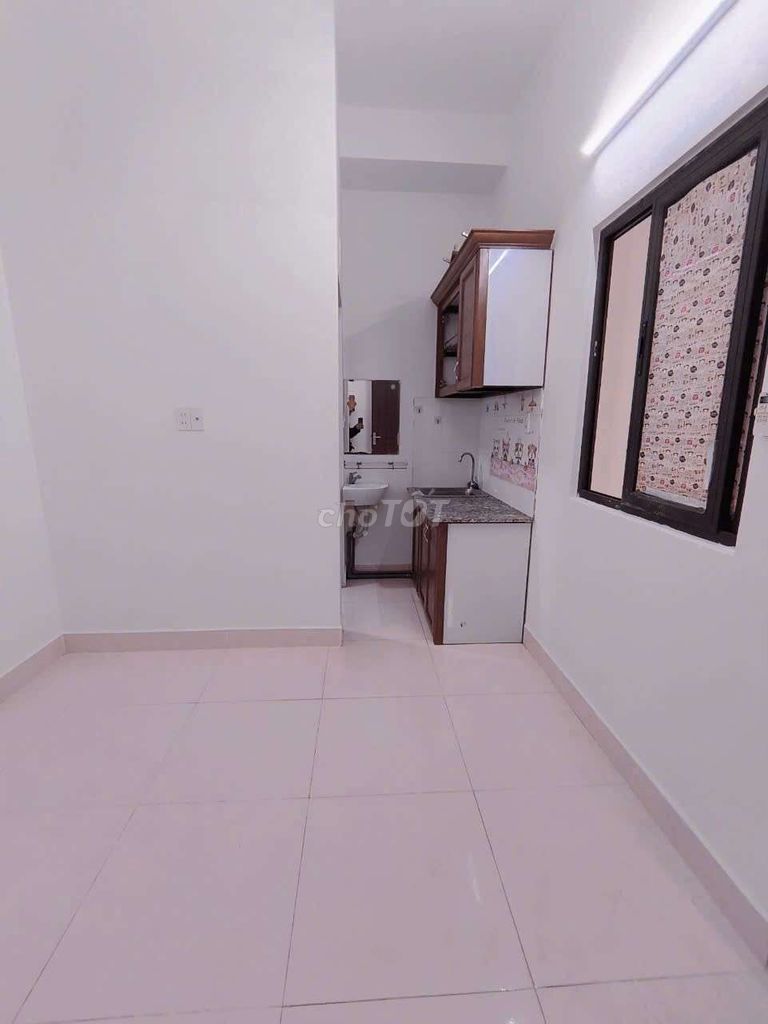 Rent room at Aeon Tân Phú. Free time.