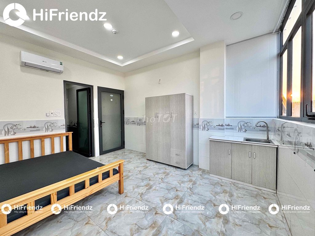 Rent the open window elevator room at Phan Huy Ích