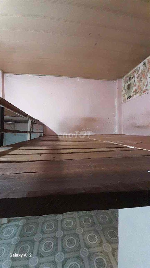 A 15-mm boarding room for low-income people on Nguyễn Đức Thuận.