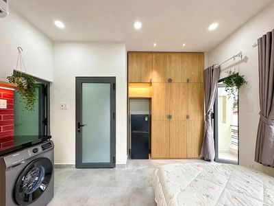 A new studio--a full interior sky window