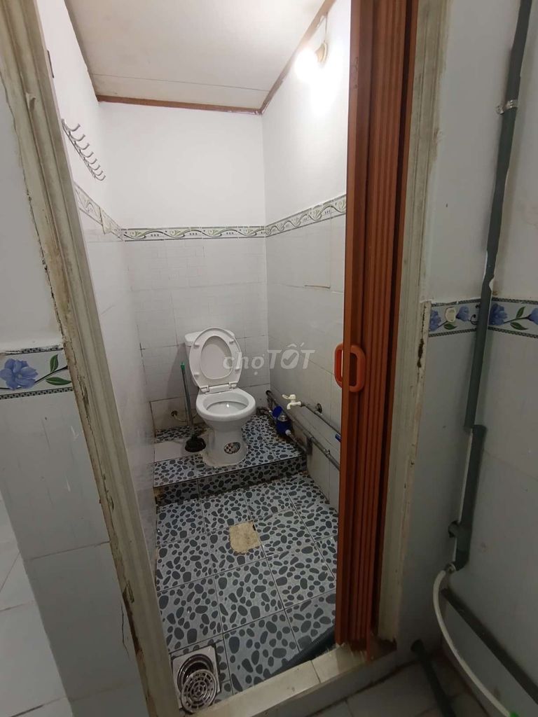 a separate room out of joint