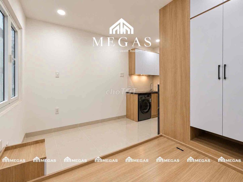 The new service apartment is 100%-full furniture - private washing machine - near tdtu - them