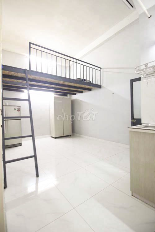 Rent a clear guard room off the Republic-Đồ Sơn near tsn airport.