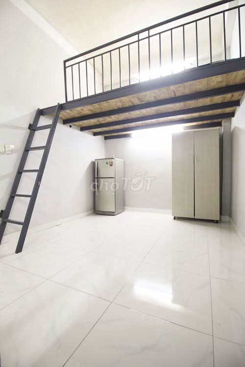 Rent a clear guard room off the Republic-Đồ Sơn near tsn airport.