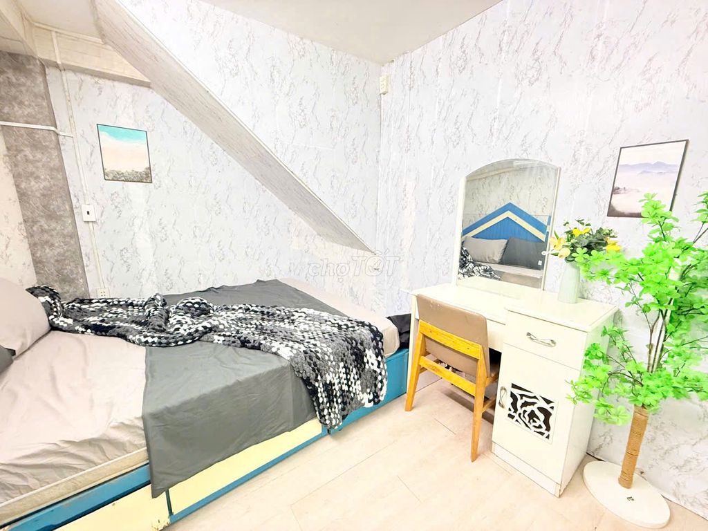Bình Thạnh – 2 bedrooms full of furniture only 6 million and a half a month - each in one single room