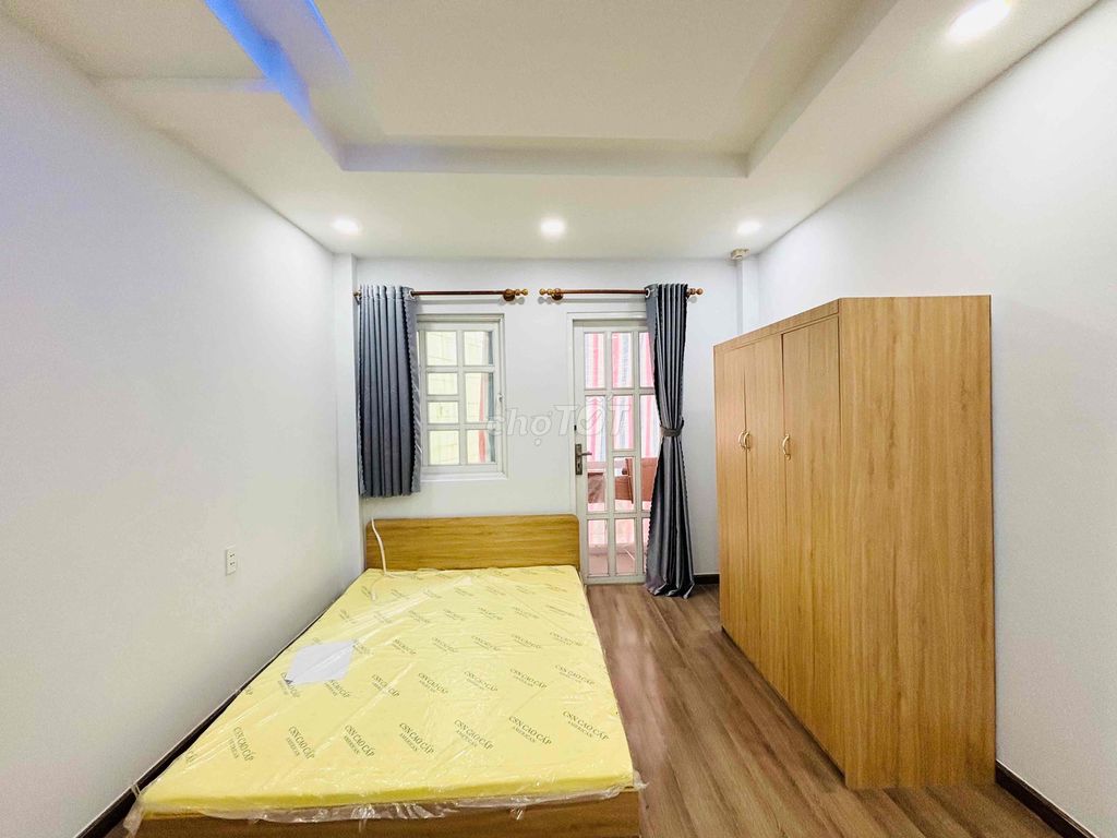 Rent a new room full of furniture