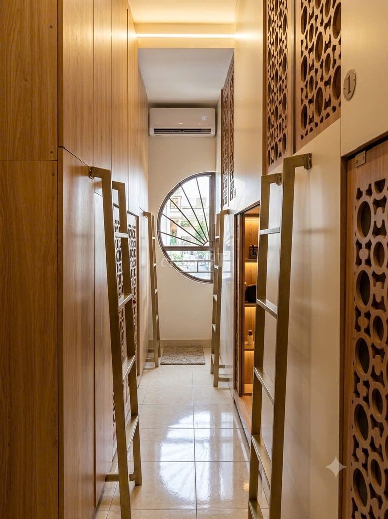 sleepbox district 10-tb_Full in Cold Bins 24/7_B_Short-Serve