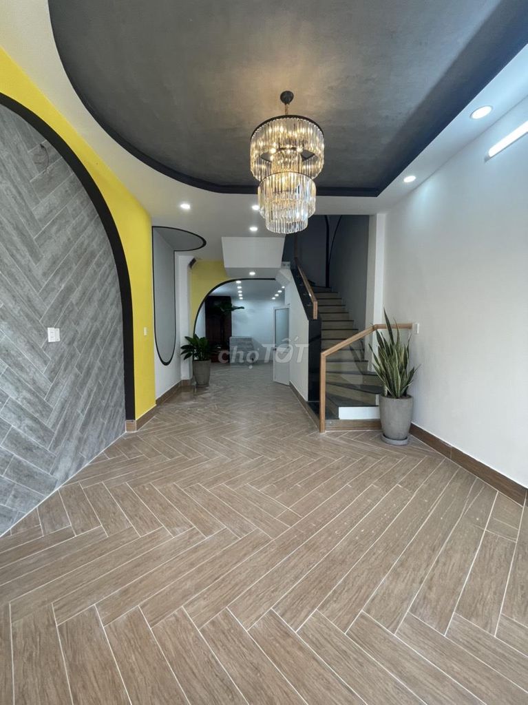 Rent Thạnh Xuân 40, District 12, 2.6 million.