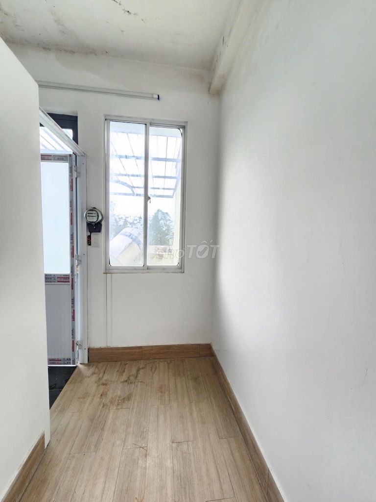 Rent Thạnh Xuân 40, District 12, 2.6 million.