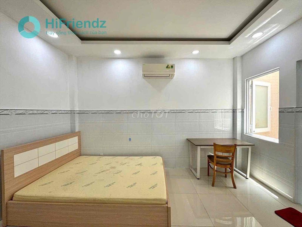 Rent room for cheap, cool - near the Lotte Live.