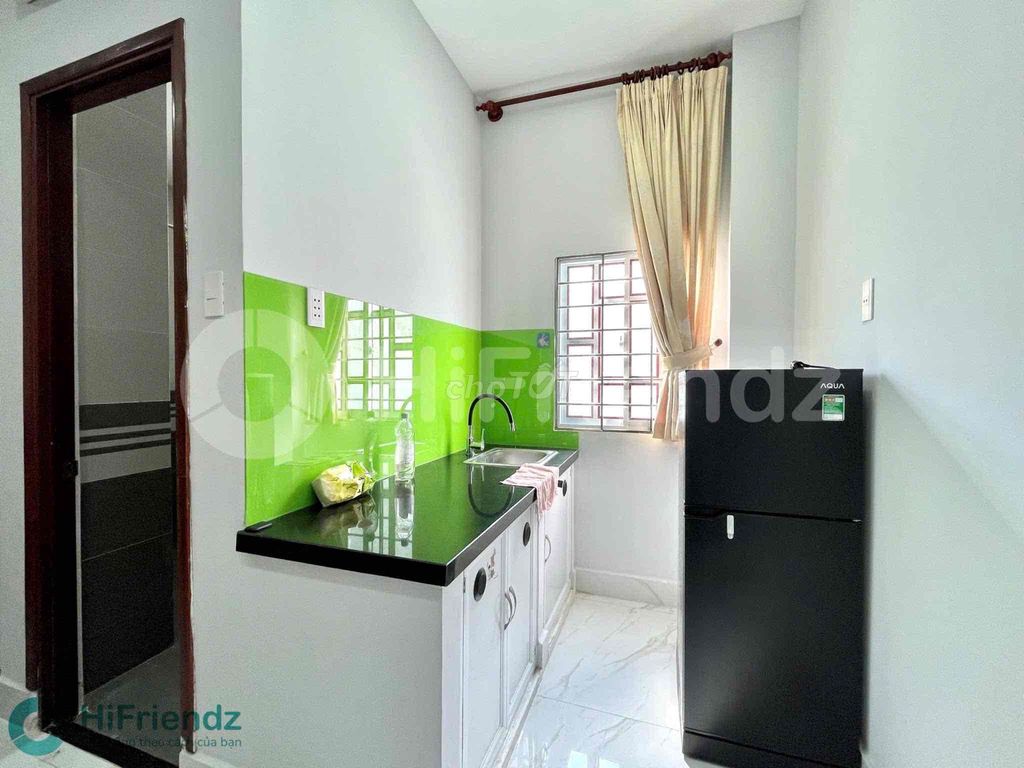 Cheap rent room, elevators, furniture.