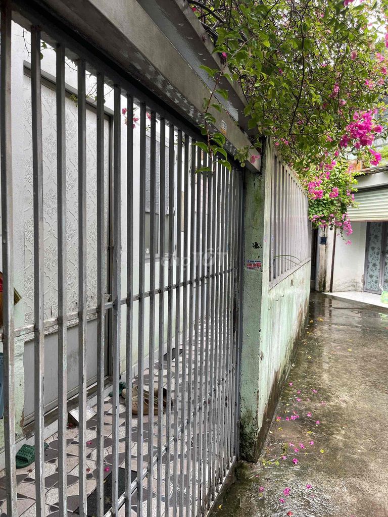 Rent room 22m2 with a tower, free time.