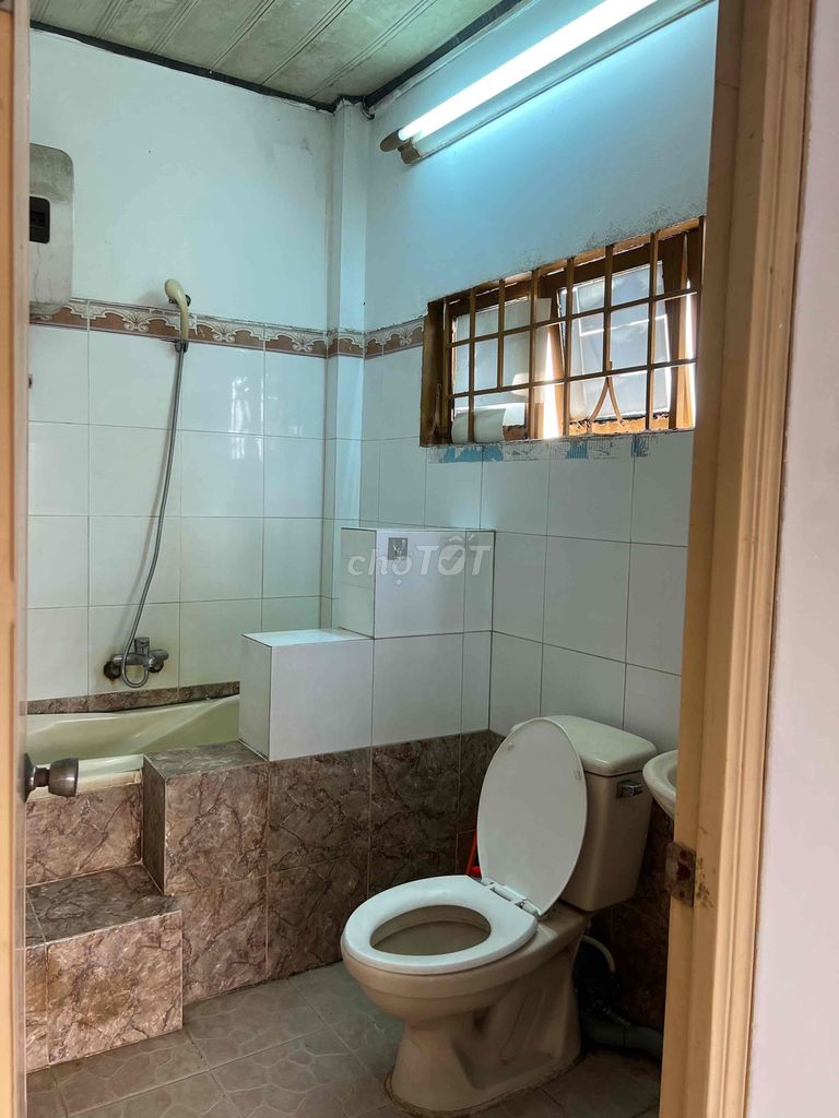 Rent a good hotel at Bình Chiểu Thủ Đức