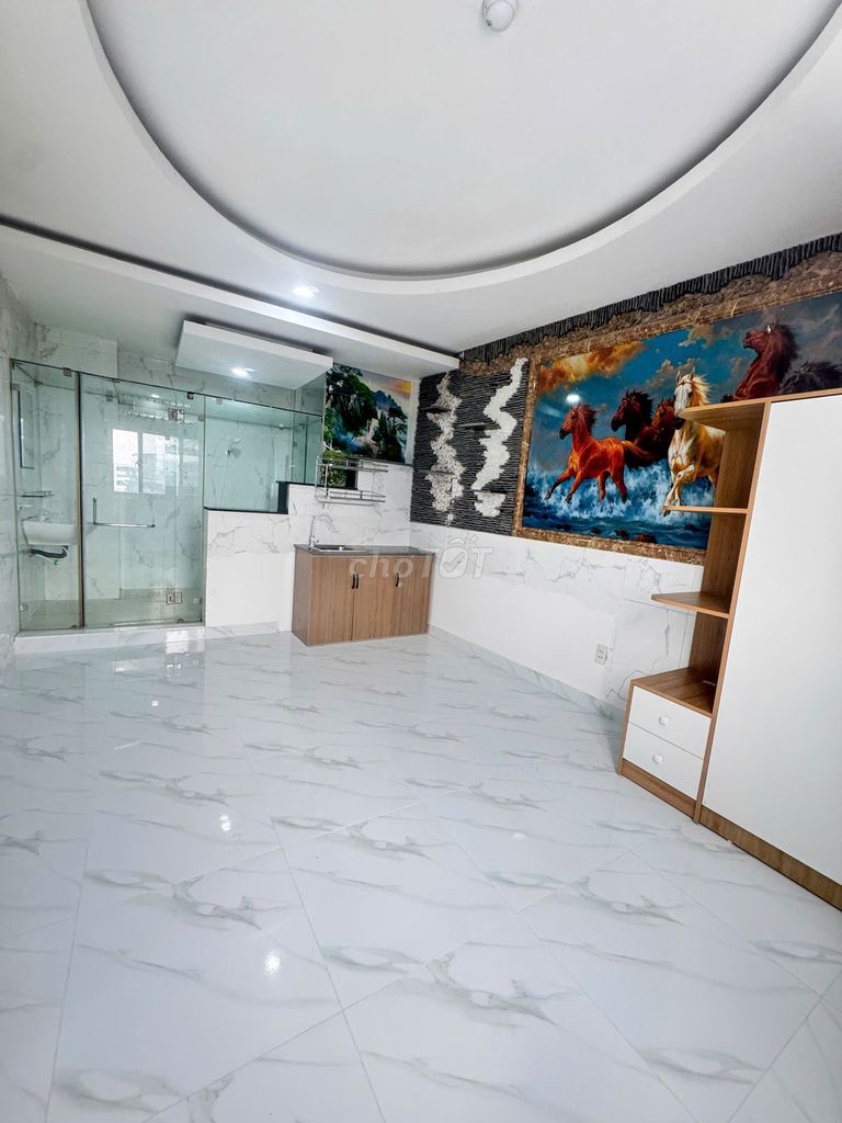 New studio -- cool room -- comfortable house.