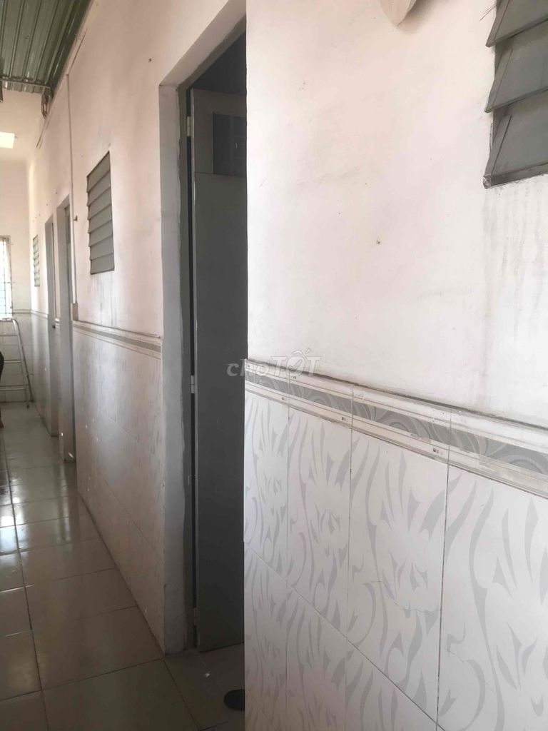 Rent room, 60 Lâm Văn Bền.